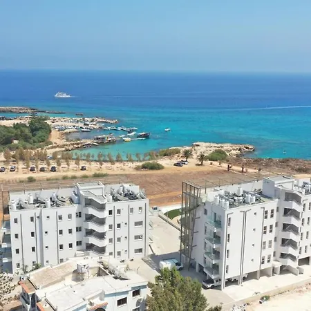 Emerald * Protaras